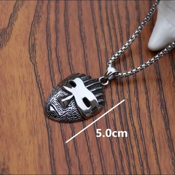 Stainless Steel Chain Mask Pendant Necklace - Picture 4 of 7